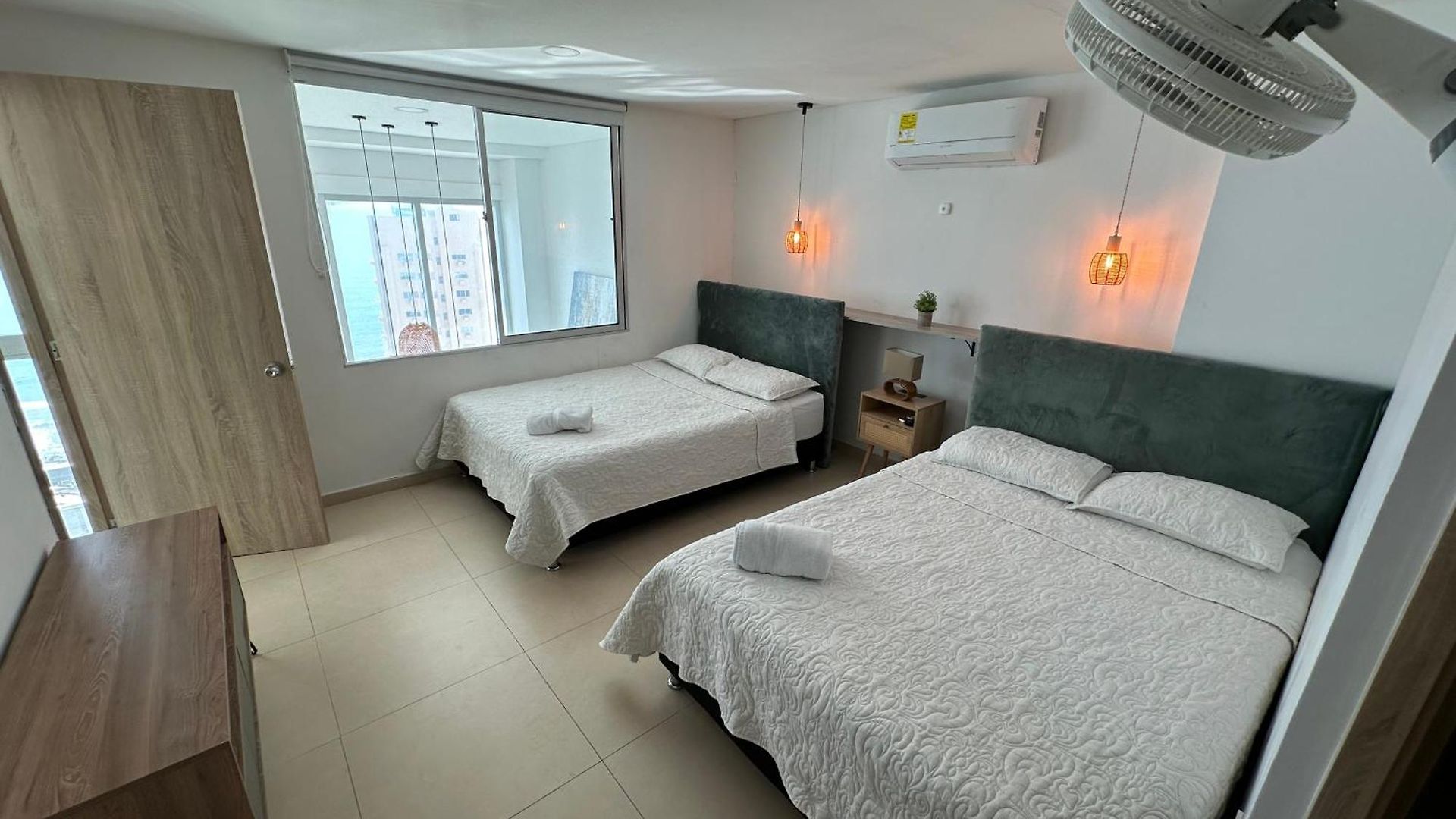 New With Great Sunsets Near Historic Center And Apartment