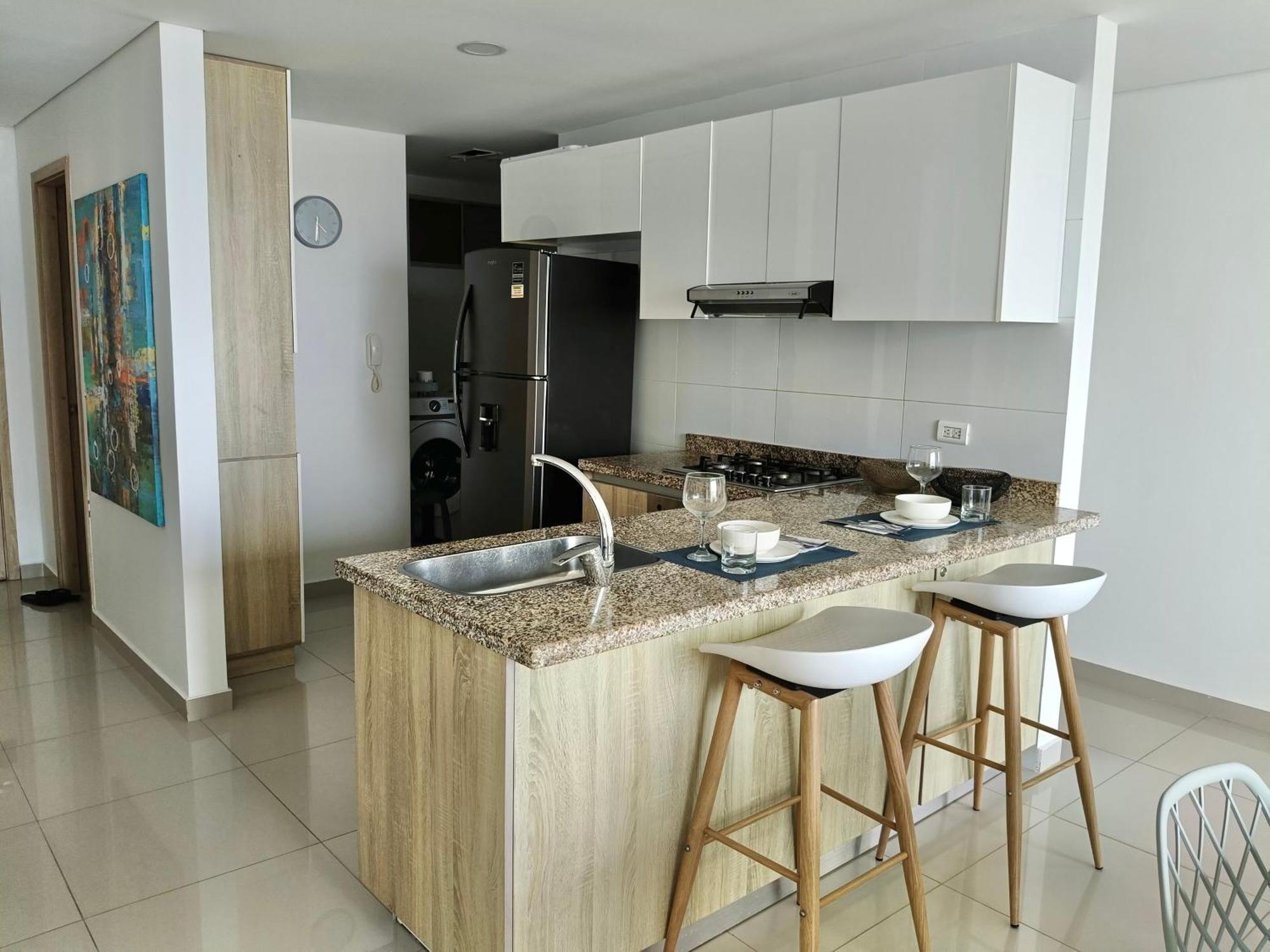 Apartamento Duplex En Cerca A Playa/casco Histórico